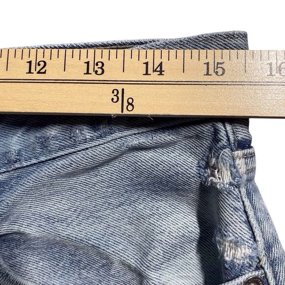 LEVI’S MADE & CRAFTED Barrel Crop Jeans Light Wash High Rise Raw Hem Size 28 - Picture 13 of 16